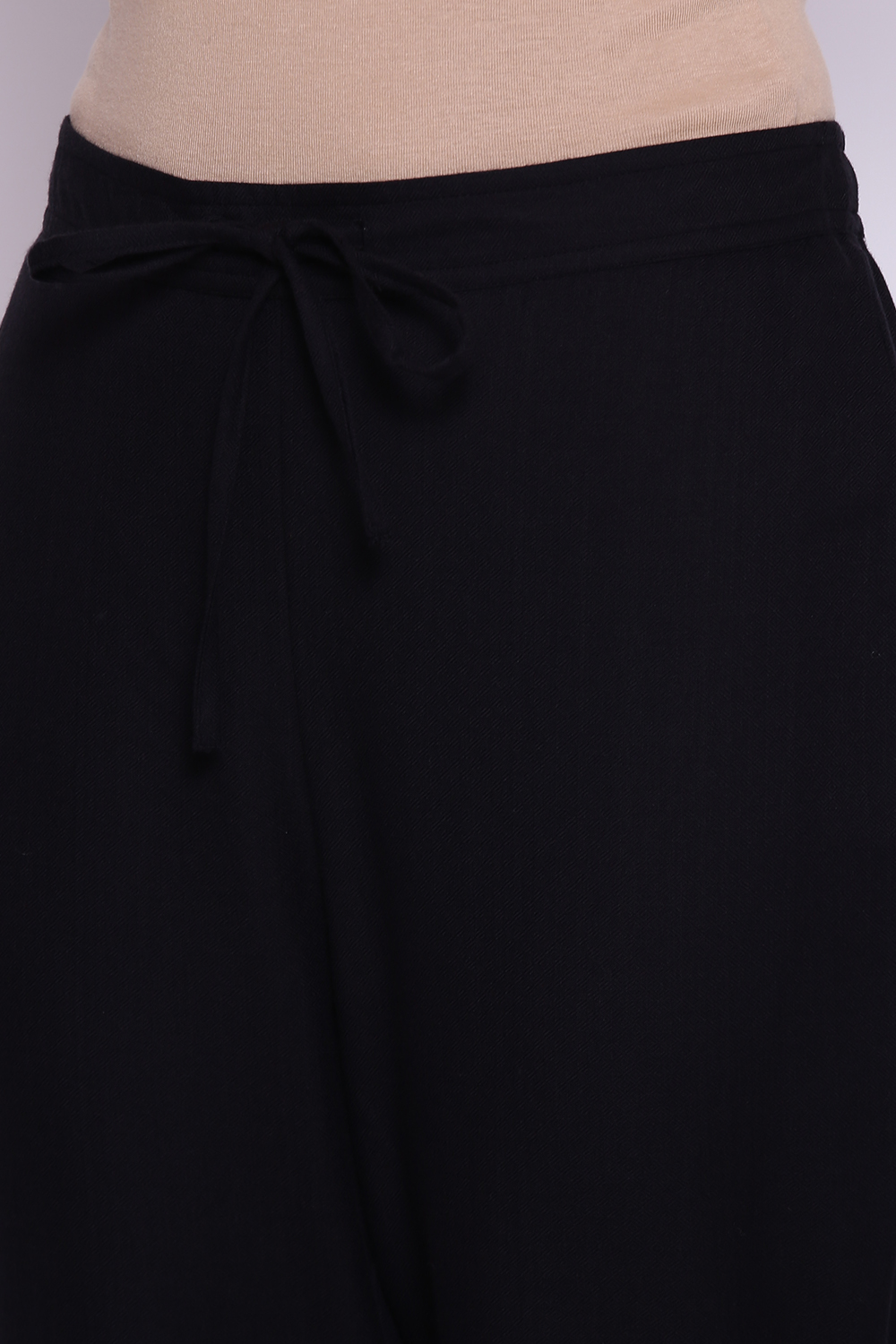 Black Cotton Straight Kurta Regular Pant Suit Set image number 6